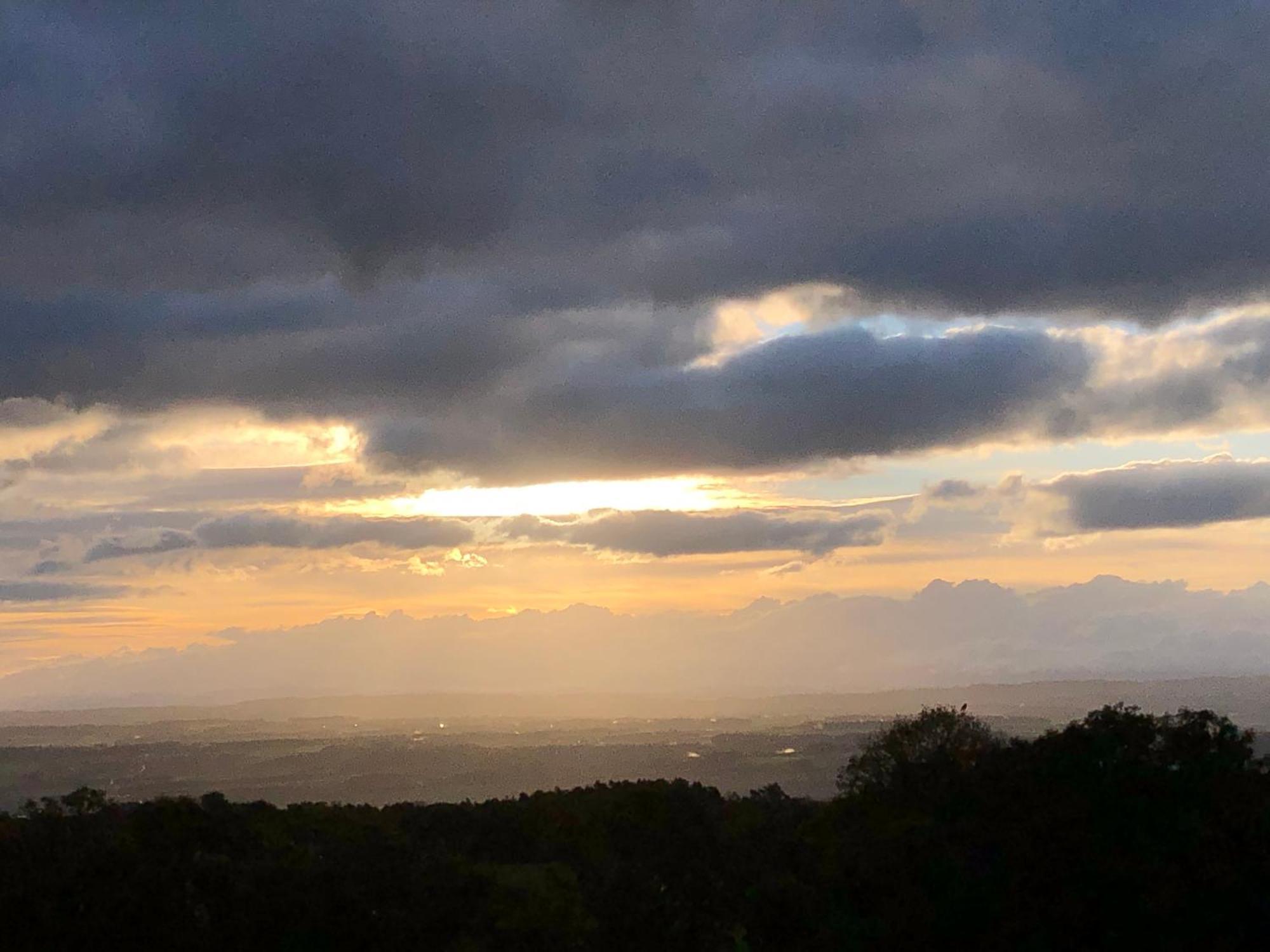 La Croisee Des Chemins Premier Εξωτερικό φωτογραφία